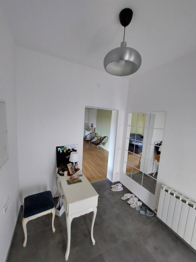 Che Private Rooms Banovci Novi Banovci Екстер'єр фото