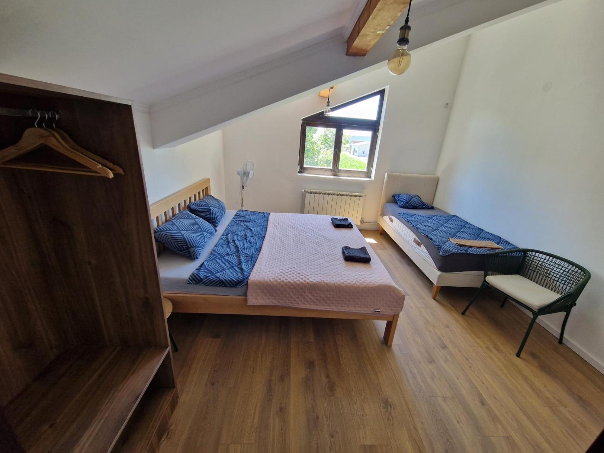 Che Private Rooms Banovci Novi Banovci Екстер'єр фото