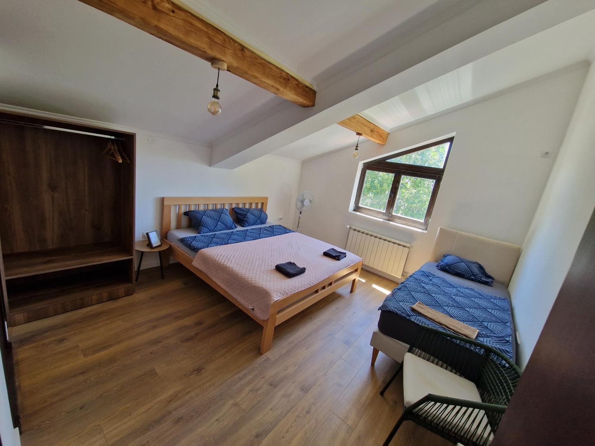 Che Private Rooms Banovci Novi Banovci Екстер'єр фото