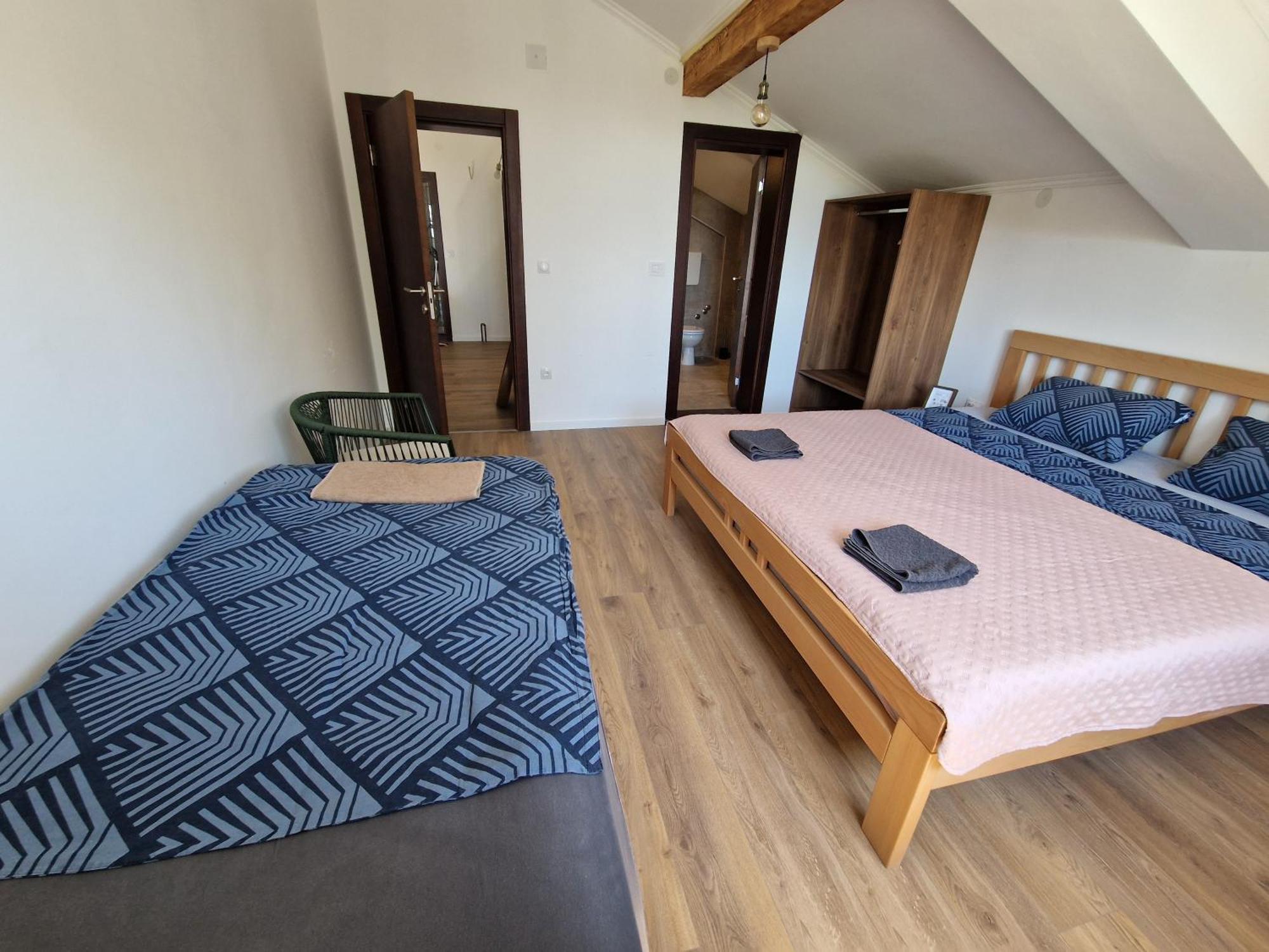 Che Private Rooms Banovci Novi Banovci Екстер'єр фото